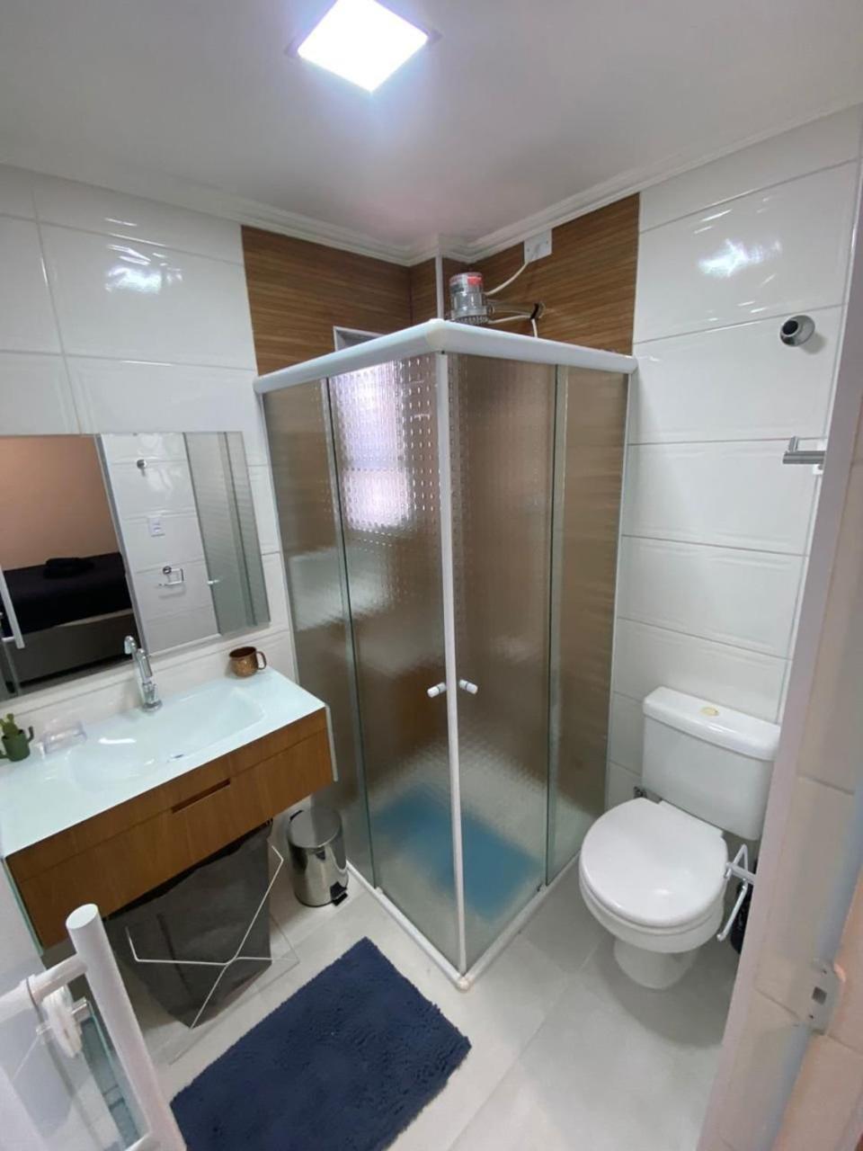 Canto Forte- Suite C/Varanda - Ate 5 Hospedes- Garagem - Wi Fi E 200 Metros Da Praia, 50 Metros Da Av Gastronomica Da Pg Praia Grande  Exteriör bild