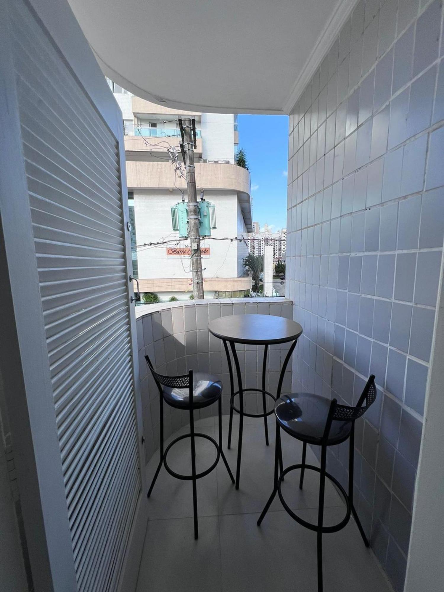 Canto Forte- Suite C/Varanda - Ate 5 Hospedes- Garagem - Wi Fi E 200 Metros Da Praia, 50 Metros Da Av Gastronomica Da Pg Praia Grande  Exteriör bild